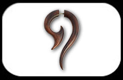 Fake Wood Fish Hook brown